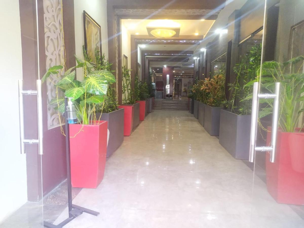 Genx Le Crescent Ghaziabad Hotel Exterior foto