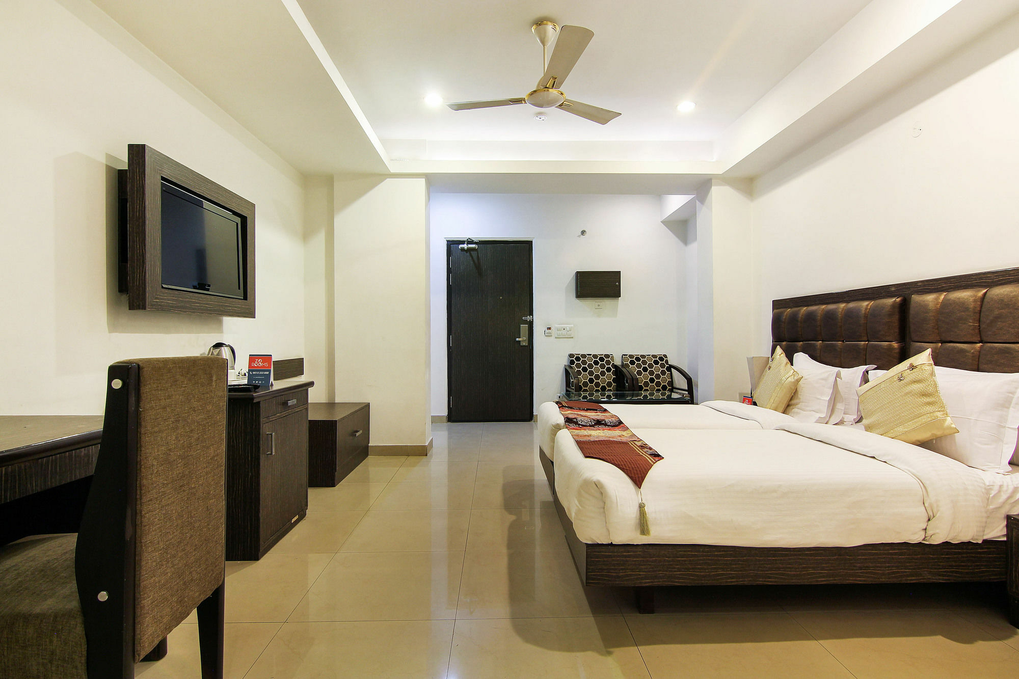 Genx Le Crescent Ghaziabad Hotel Exterior foto